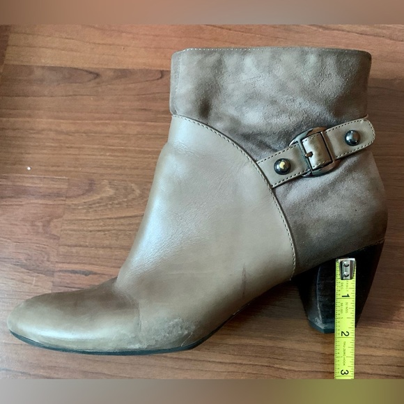 NATURALIZER Women’s Leather Ankle Boots Gray Size 9M - Picture 7 of 8